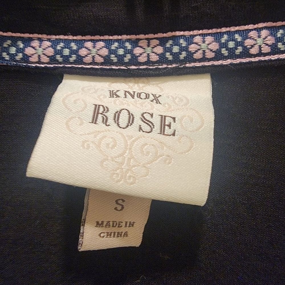 Knox Rose Small Boho Embroidered Peasant Cottage Floral Longsleeve‎ Flowy Top - Picture 9 of 12